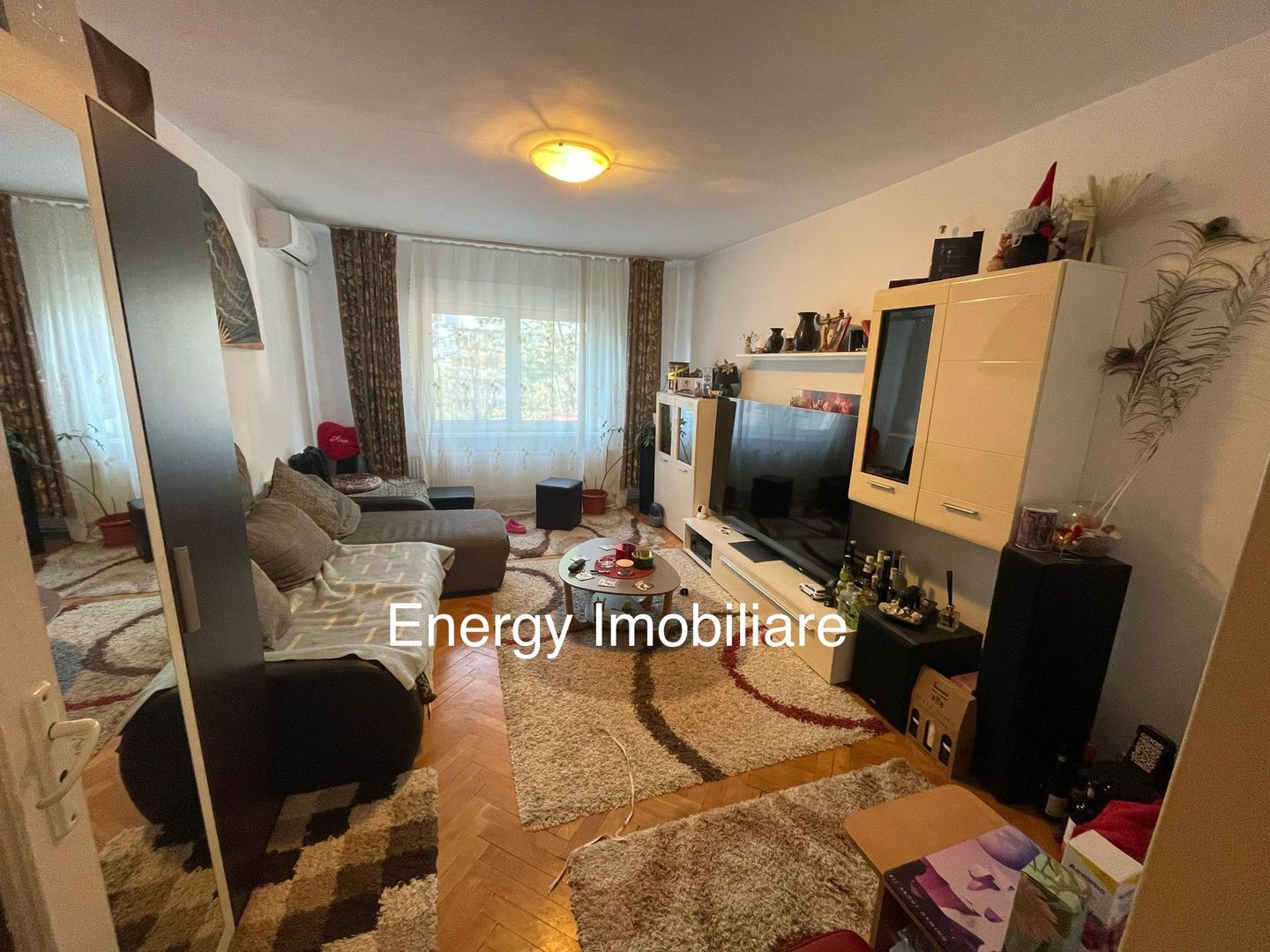 Apartament cu 3 camere, zona Tudor - Poză 1