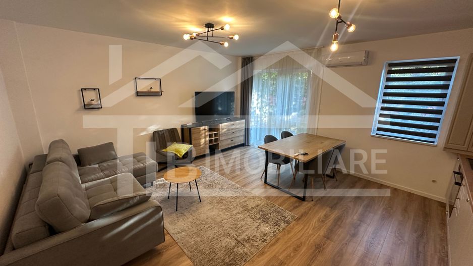 Apartament cu 2 camere, 50mp, parcare, Zona Crinului Residence - Poză 1