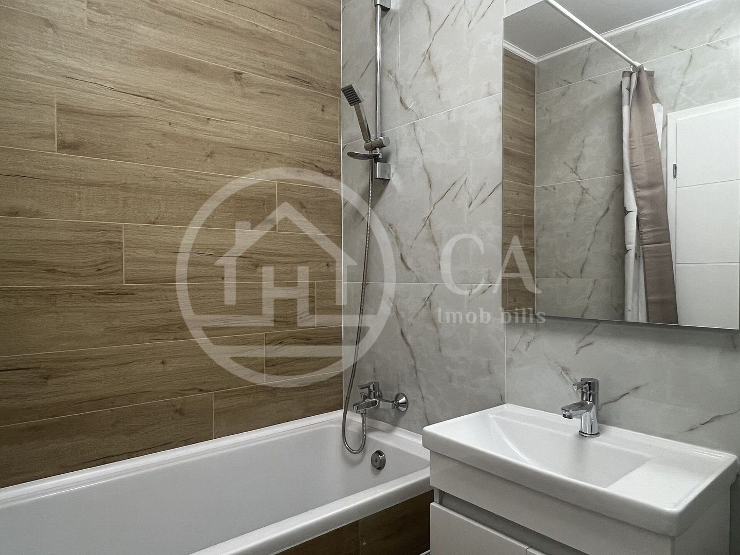 Apartament cu 3 camere de inchiriat in Prima Onestilor Oradea - Poză 8