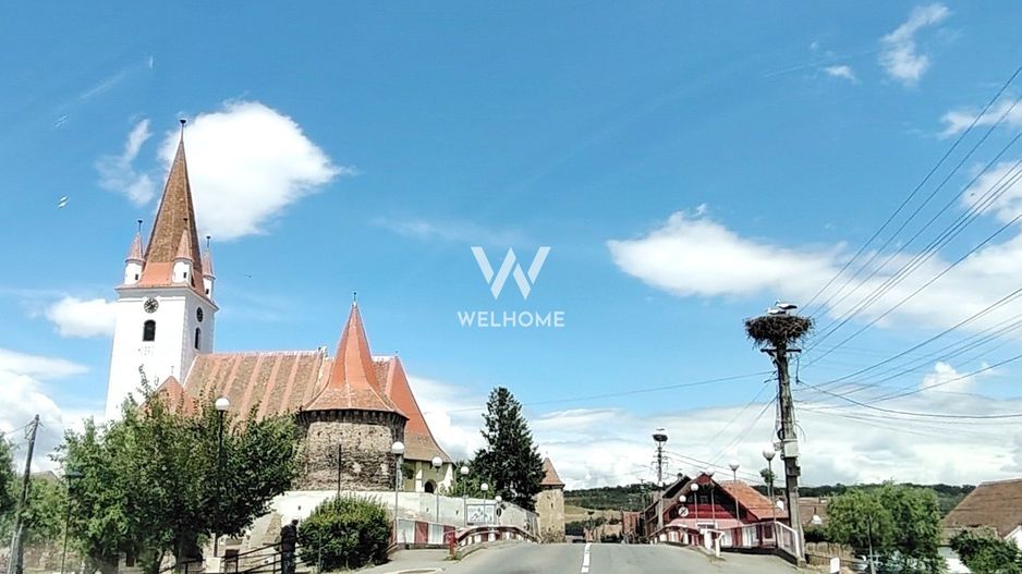 Casa Sibiu -  4 camere, 2 bai, curte - Poză 8