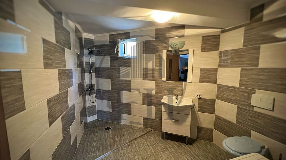 SOLD/ VANDUT Casă / Vilă cu 3 camere de vânzare în zona Faleza Nord - Poză 8