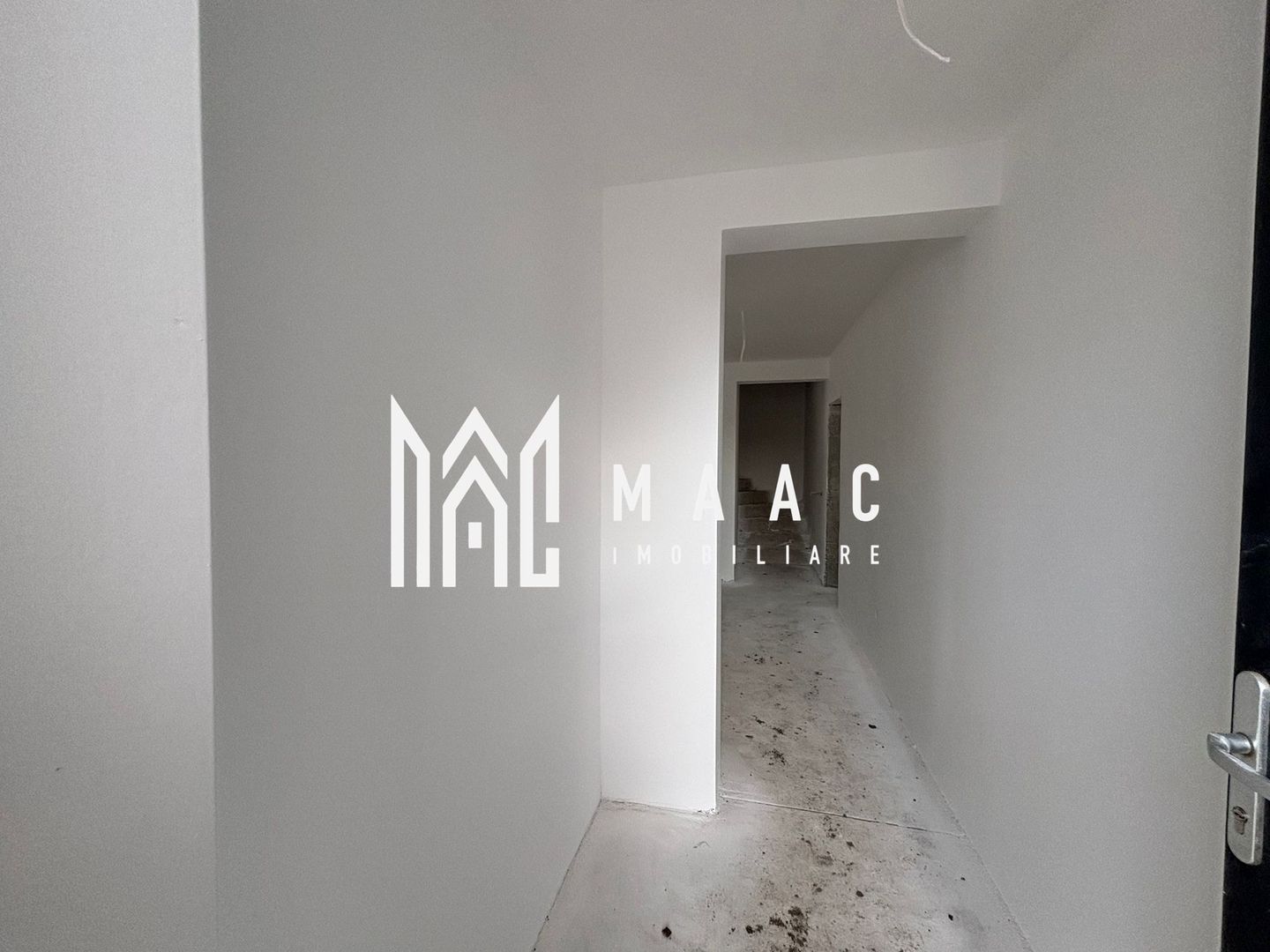 Casa Quadruplex | 4 Camere | 110MPU | Curte 60MP | 2 Balcoane - Poză 12