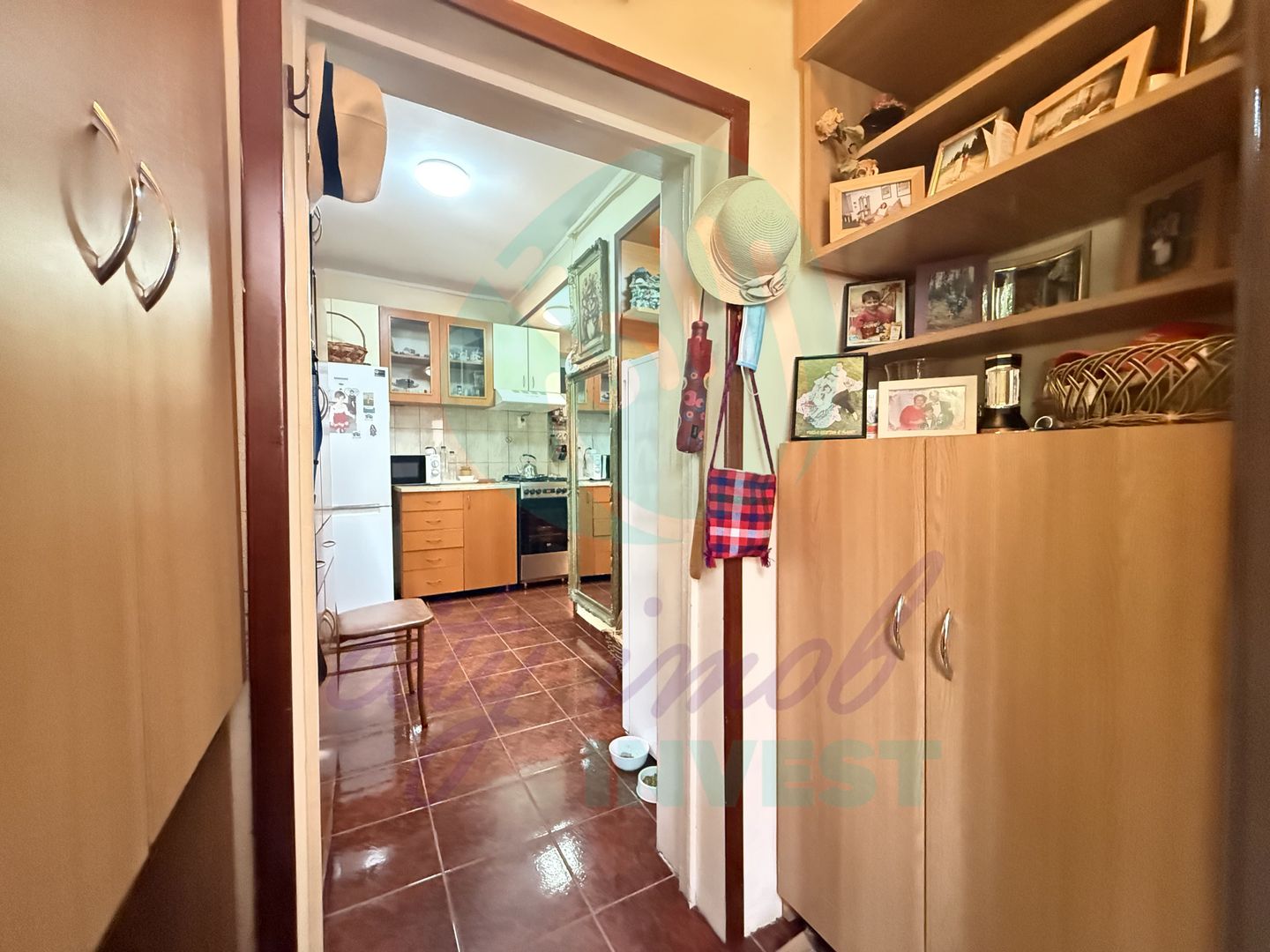 Casuta "bunicii" la 2 pasi de Calea Calarasilor - Poză 14