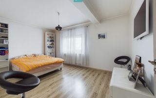 Casă Impresionantă Curte Generoasă Construcție de Calitate Berceni - Poză 7