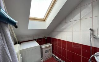 Apartament de vanzare, cu 4 camere,  82.4 mp. -Calea Cisnadiei (Ciresica) - Poză 18