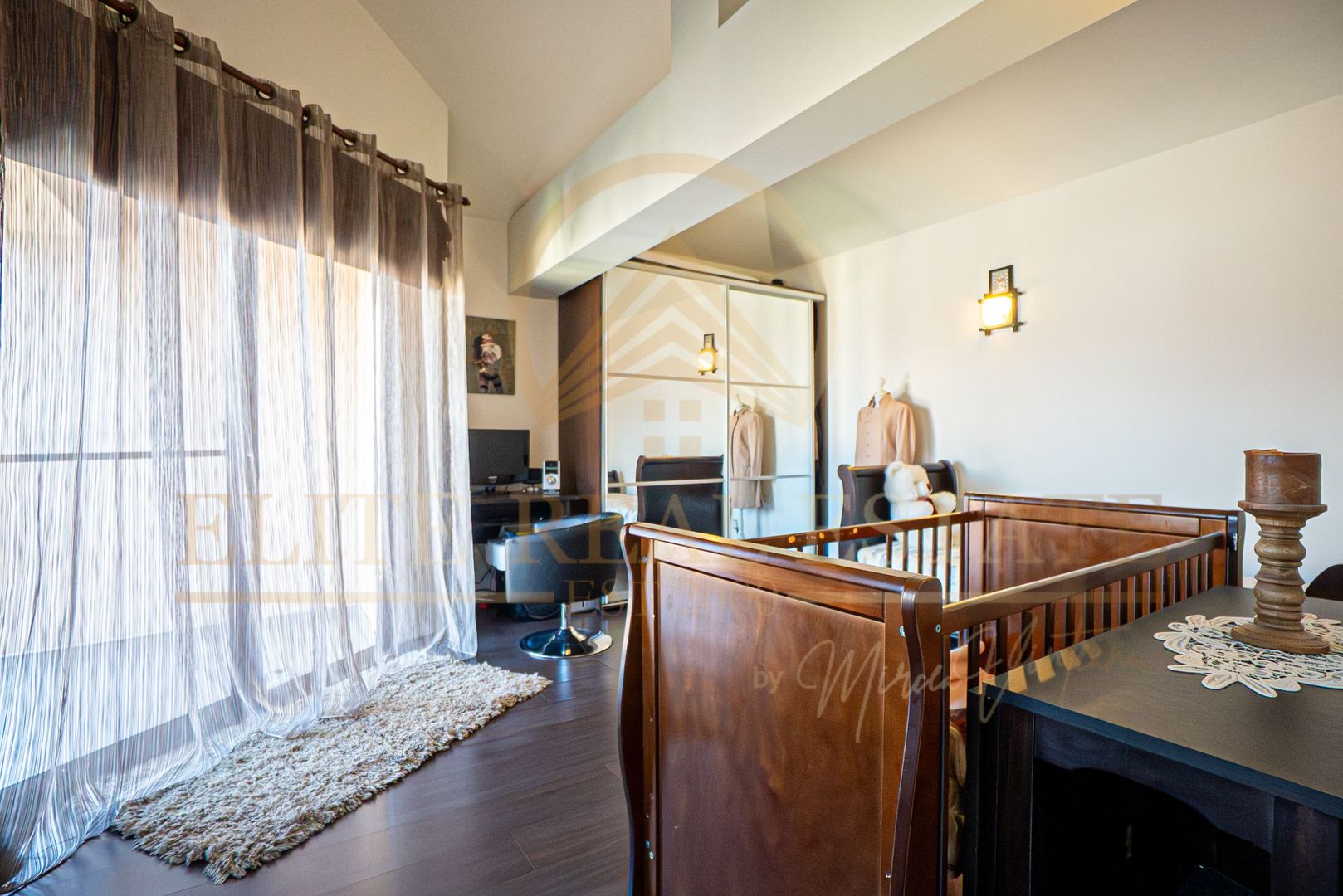 Casa P+1 in Palazu Mare - Teren de 455 mp cu Piscina si Garaj - Poză 32