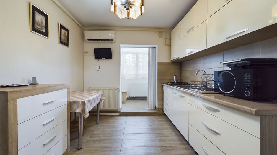 Apartament 3 Camere, Comodități la Un Pas! Alfa - Poză 2