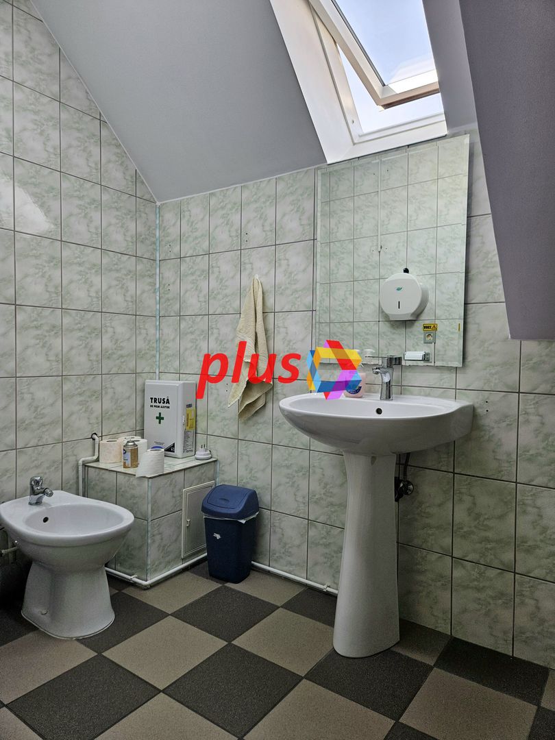 Casă plus Spațiu comercial  741 mp, Teren 906 mp Brasov - zona Blumana - Poză 46