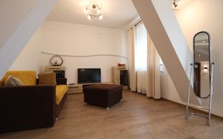 Casa in Blascovici, 5 camere + 3 bai, centrala proprie - Poză 3