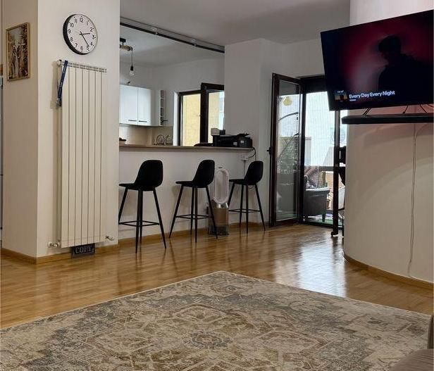 Apartament premium 3 camere Cartierul Francez, et. 1, terasă, parcare - Poză 2
