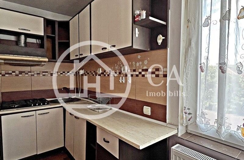 Casă cu 3 camere de închiriat la curte comună, în zona străzii Clujului, Oradea - Poză 2