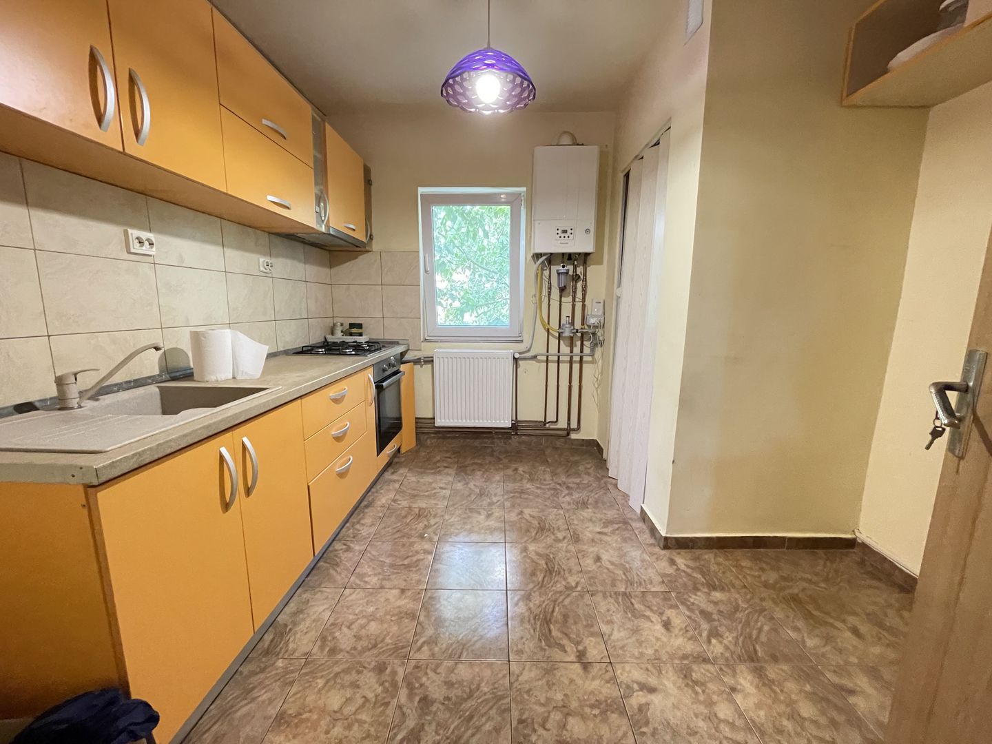 Apartament cu trei camere în bloc izolat -zona Aradului - Poză 9