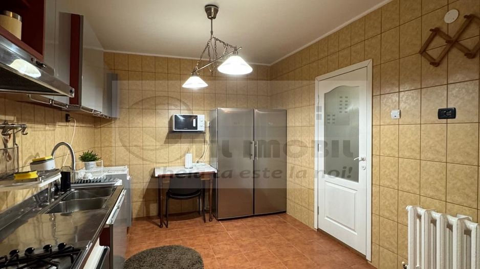 Vilă cu 4 camere moderne si curte - Copou - 1.100€/lună - Poză 19