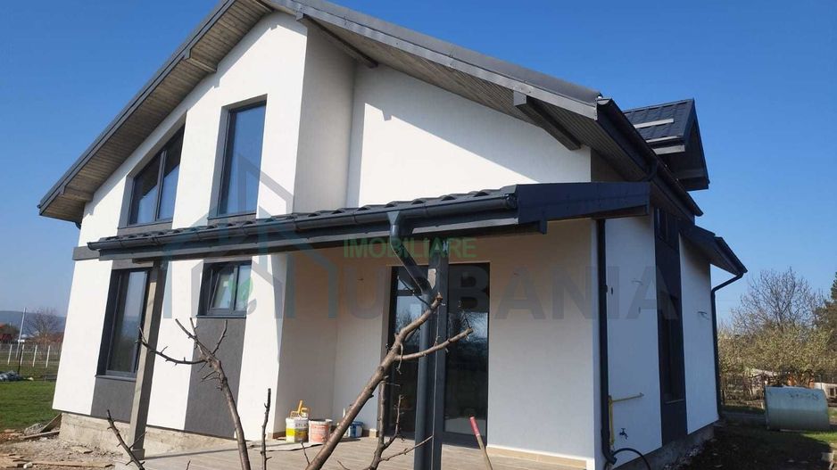 Vilă modernă de vânzare în Dancu, Iași - Poză 3