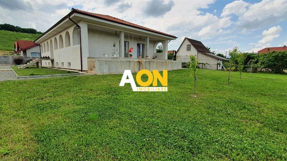 Casa 5 camere, D+P 1200 mp teren, toate utilitatile - Poză 1