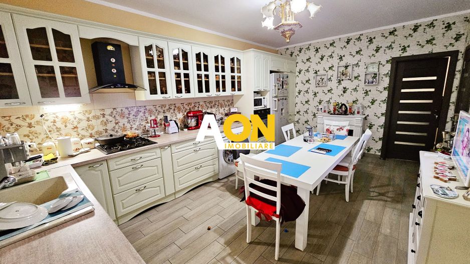 Casa 3 camere, mobilata, utilata, 446 mp teren, Alba - Micesti - Poză 4