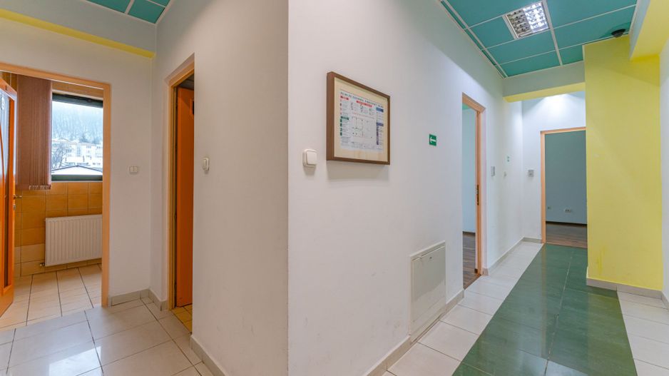 Spațiu birou individual în Brașov, Centru: 39 mp utili pe Strada N. Titulescu - Poză 17