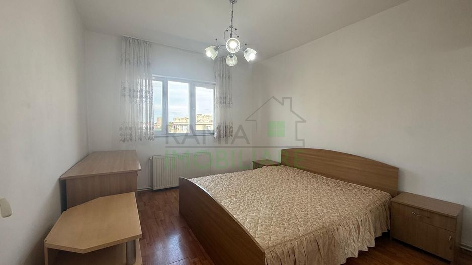 Apartament 3 camere decomandat cu 2 băi în Calea București - Poză 10