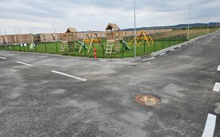 Casa 4 camere la cheie,10 minute de spital 150mp,700mp teren - Poză 9