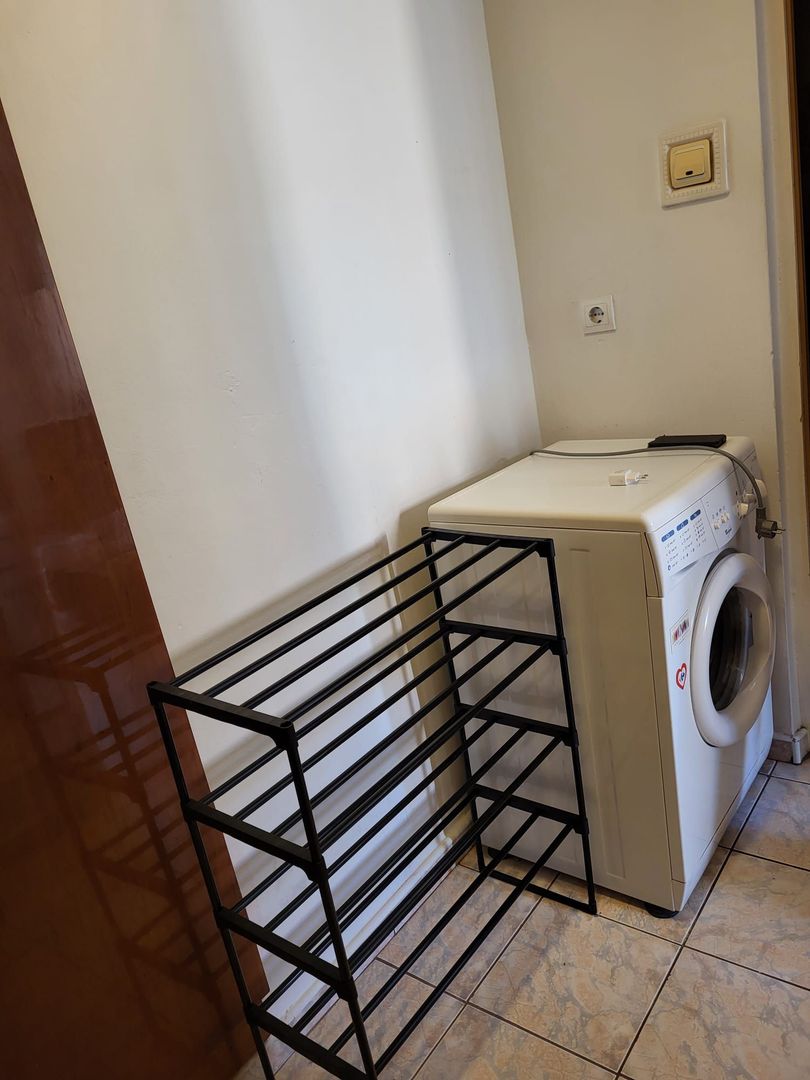 Exclusivitate - garsoniera, zugravită, centrală proprie - Poză 10