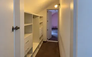 Casă tip duplex cu 5 camere, 2 băi, terasă și 4 locuri de parcare - Poză 12