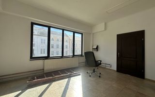 Apartament 4 camere 115 mp Ultracentral finisat modern pe Eroilor! - Poză 2