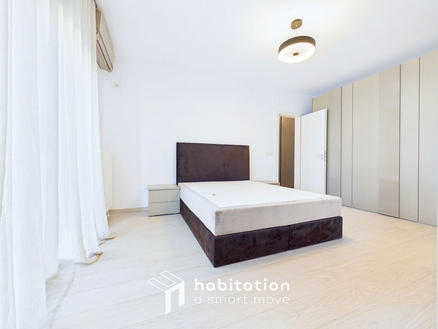 Penthouse elegant si primitor, cu un view spectaculos, in zona Lipovei - Poză 10