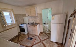 Casa cu 2 camere, 300 mp teren, pretabila pt. muncitori, Cetate - Poză 8