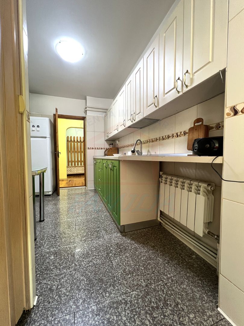Apartament spațios și luminos cu 4 camere, 2 băi și terasă – Micro 20 - Poză 5