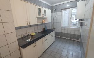 Vânzare apartament decomandat 3 camere cu centrală - Str. Baciului - Poză 11