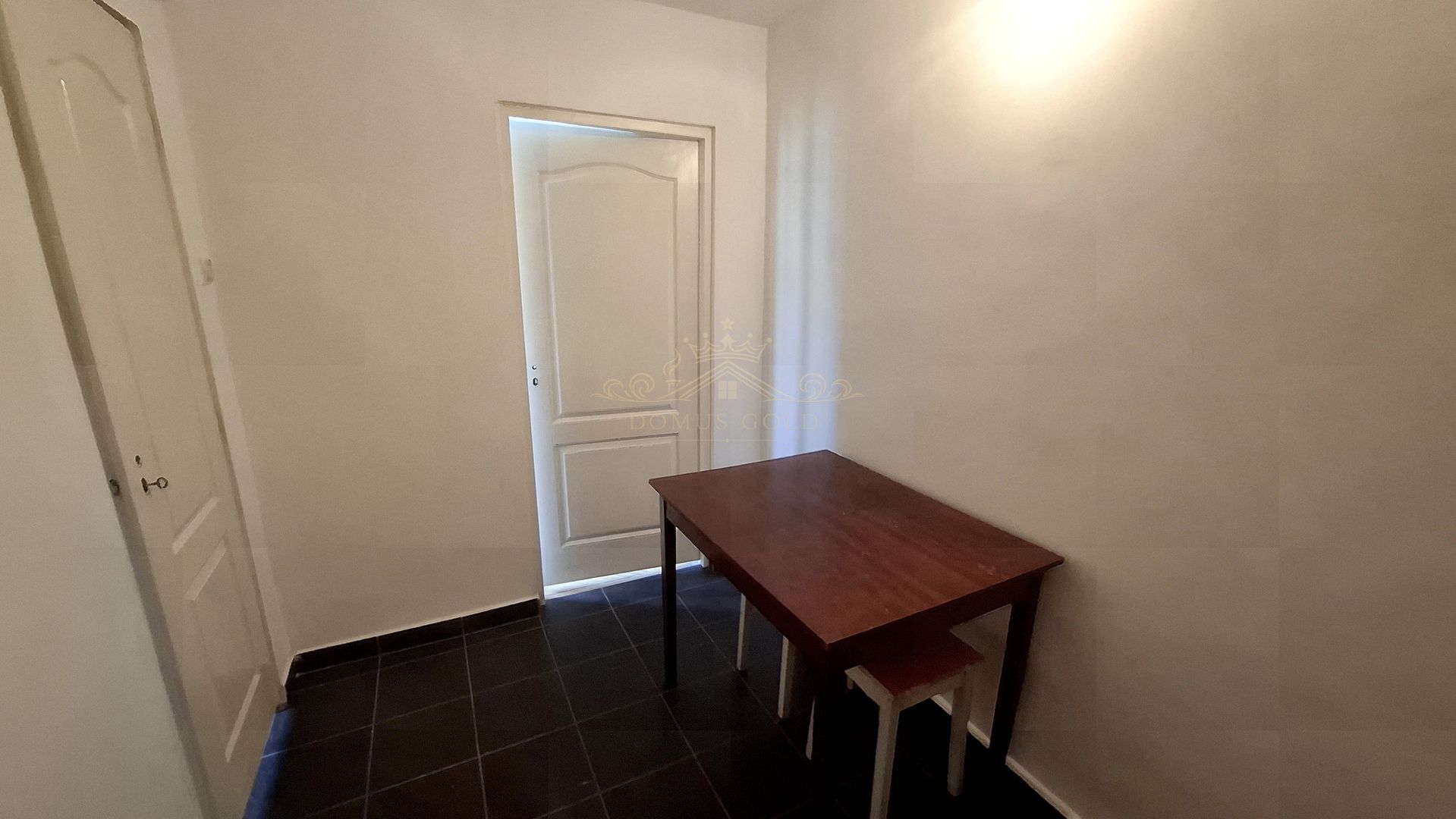 Vind urgent apartament in Turda . - Poză 22