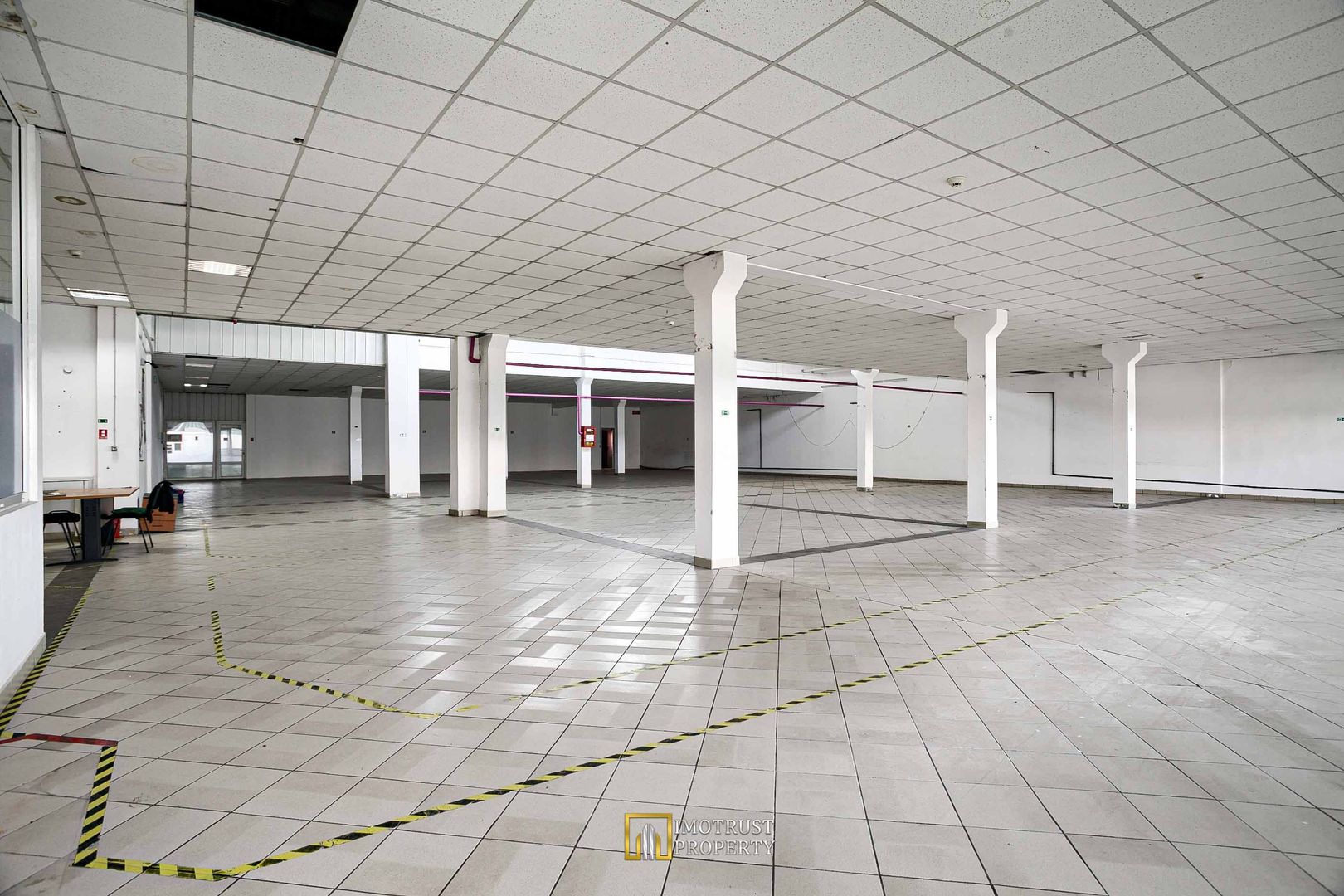 Hala de inchiriat in Arad 762 mp zona centrala Arad - Poză 3