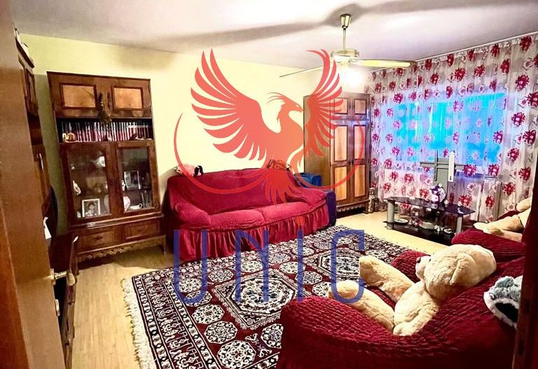 4 camere decomandate, Hanul Craiovitei - Poză 1