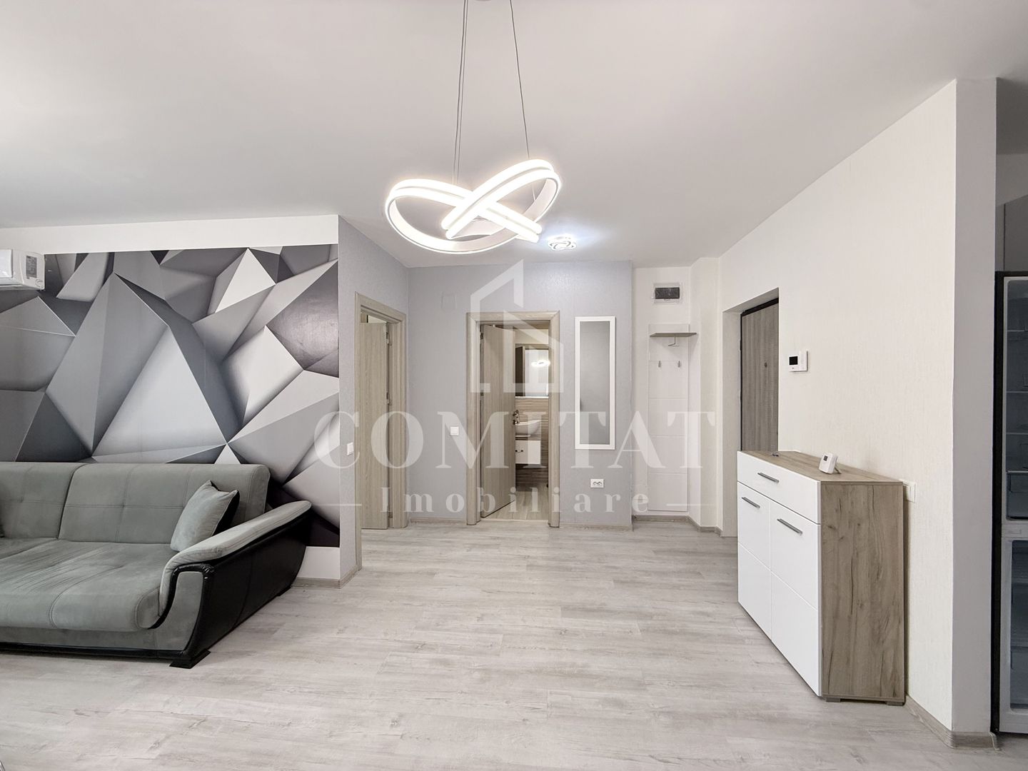 Apartament cu 2 camere | parcare inclusă | str Decebal - Poză 4