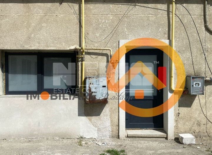 De inchiriat spatiu comercial la demisol -Piata Unirii 32 - Poză 1
