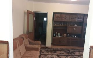 APARTAMENT 3 CAMERE, ETAJ 3, CAMPULUNG, TURN - Poză 1