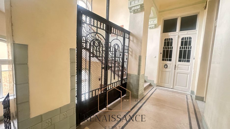 Piata Unirii 4 Camere | 180mp Etaj 2/3 | Palatul Bruck - renovat - Poză 2