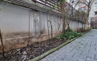 VANZARE- 9- CAMERE (S+P)- VILA -COTROCENI - Poză 45