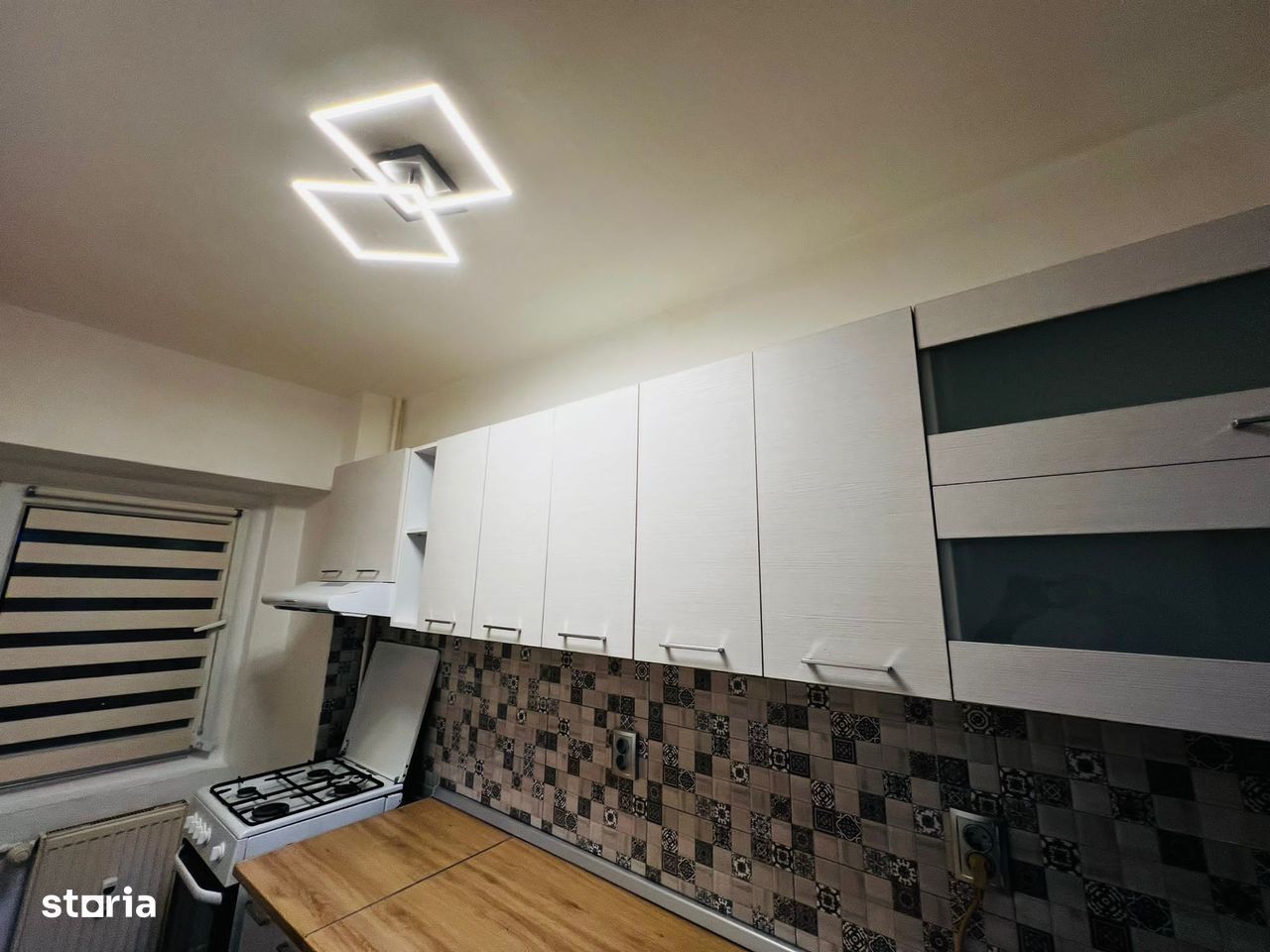 Garsoniera de vanzare - Tei - Poză 1