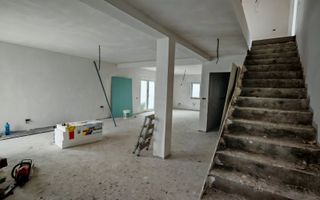 Vila LUX Parter+Etaj(stil mediteranean) in Stupini zona Plugarilor - Poză 16