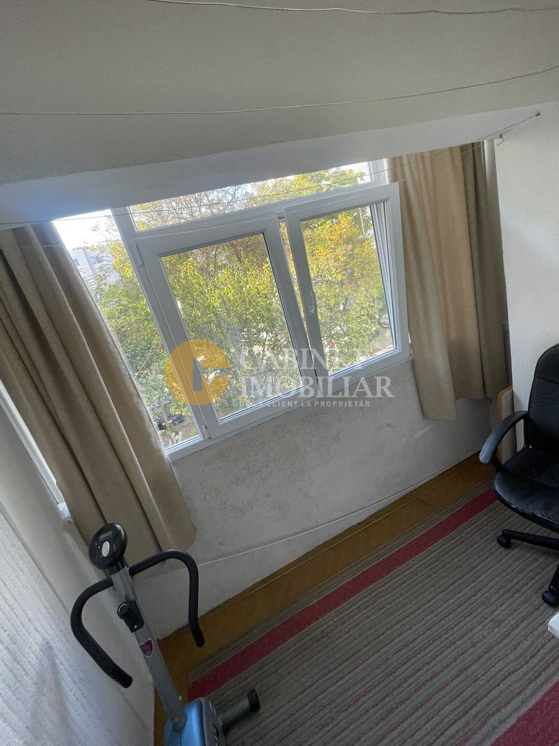 APARTAMENT 3 CAMERE - PODUL DE FIER decomandat - Poză 5