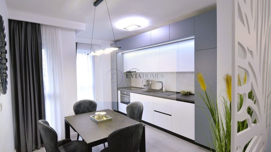 2 camere/ parcare / Zona Vivo - Poză 1