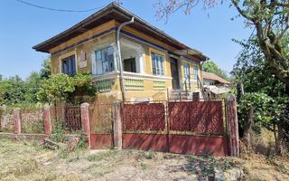 Casa de vanzare  5 camere + teren 2200 mp in loc. Calopar satul Bazdana - Poză 4