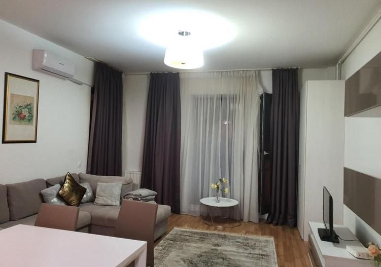 Închiriere Apartament cu 2 camere, lux, Titan Barcelona Residence - Poză 1