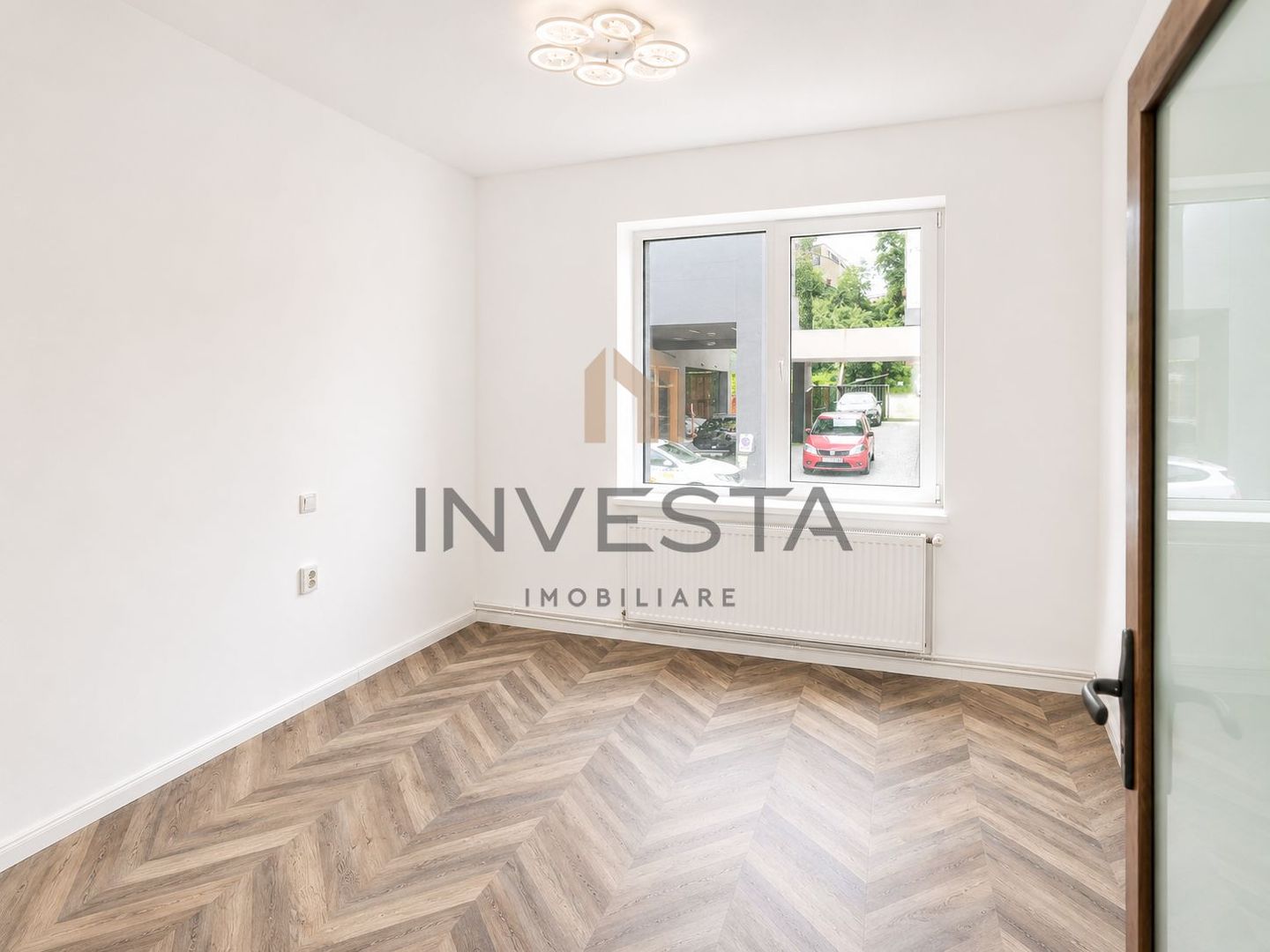 Casa individuala de 280 mp pentru birouri cu 7 parcari de inchiriat - Poză 5