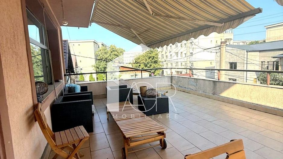 Apartament cu 4 camere, decomandat, zona Democratiei - Poză 13