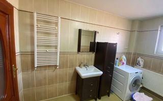 De vanzare casa in Lugoj pe strada INSULEI - Poză 9