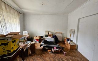 Casa veche, 5 camere, 287 mp teren, zona Prefectura. Necesita renovare - Poză 6