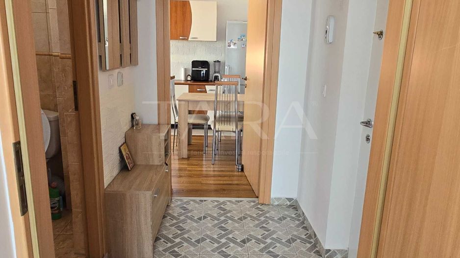 Apartament decomandat, terasă 10 mp și panoramă deosebită, Buna Ziua. - Poză 3