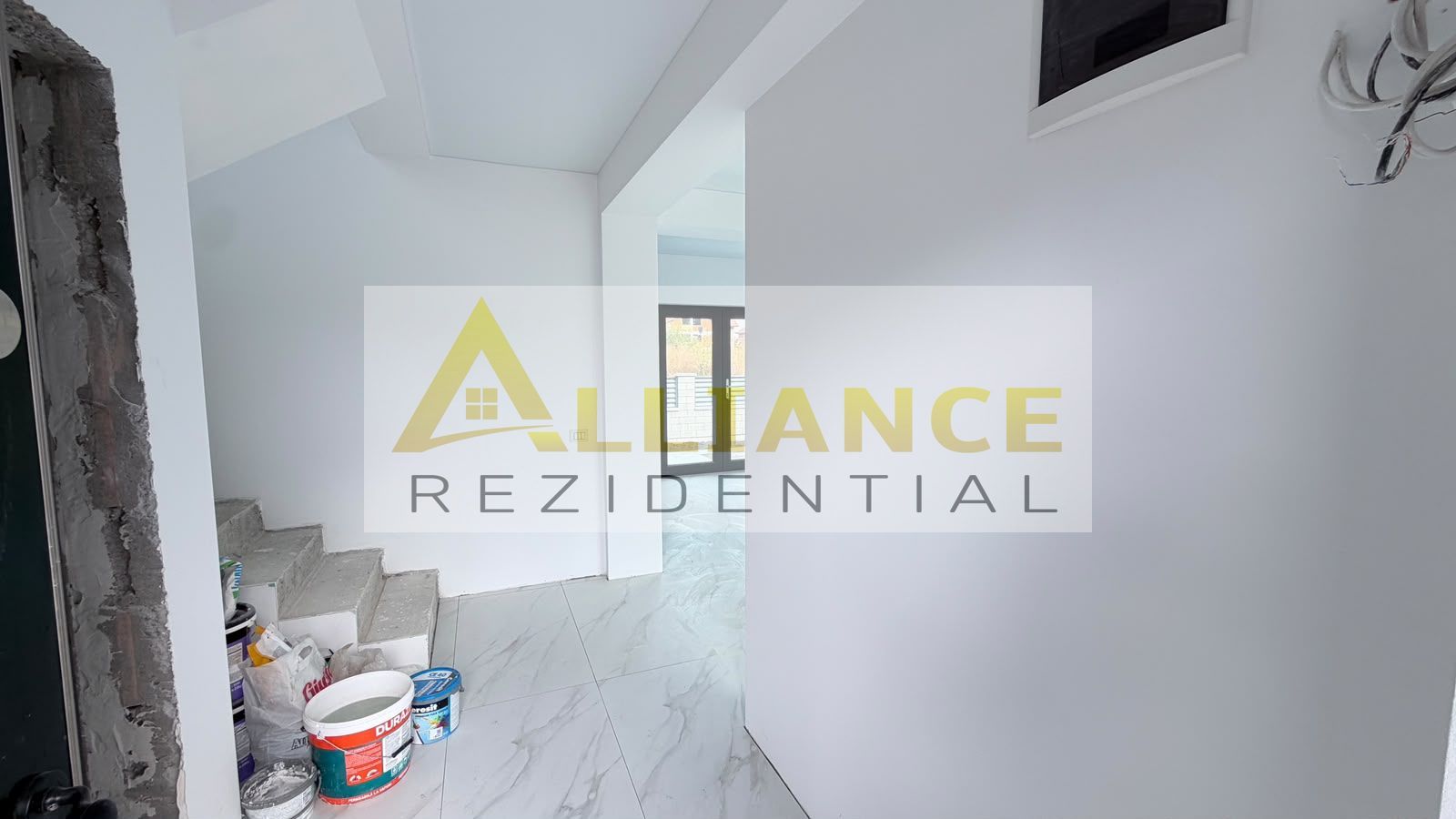 Casa Individuala - 4 camere - 2 bai - 320mp teren - Poză 3